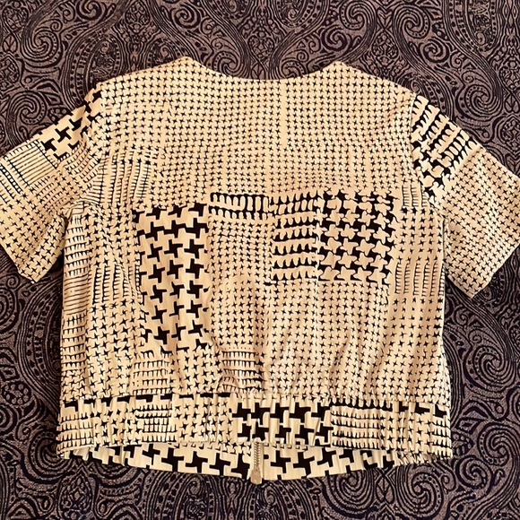 Short sleeve Cropped jacket - Picture 6 of 11